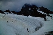 005-_19910731281429-N2-_A2CSilvretta-_bei_der_Spaltenbergung-RA-FCO.jpg
